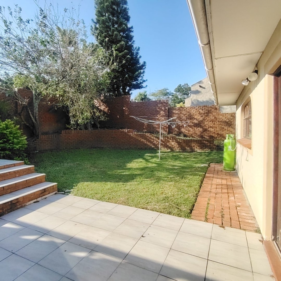 6 Bedroom Property for Sale in Baysville Eastern Cape